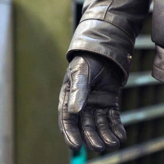 mid-season-Gloves